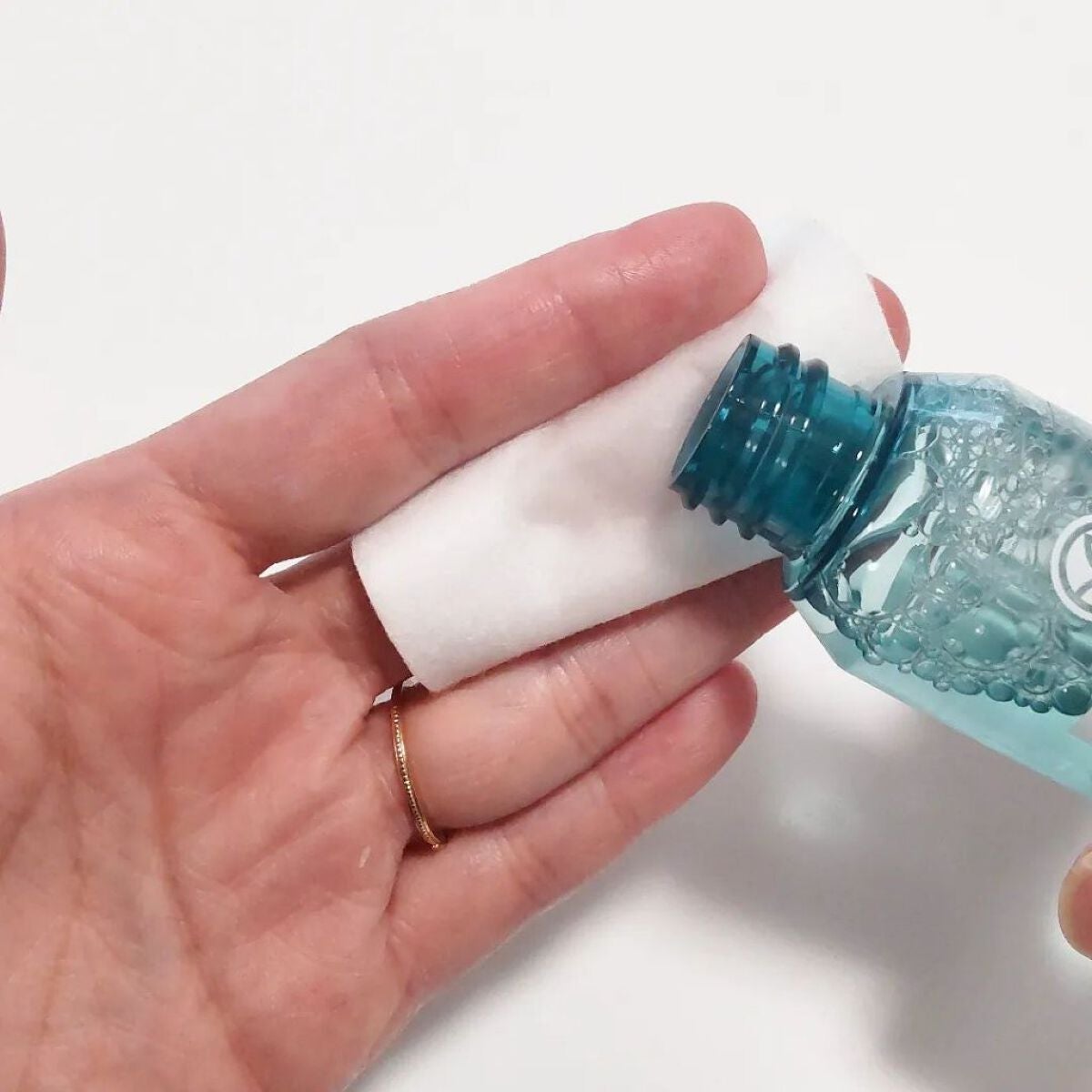 リンシングビネガー シルキーシャイン さらキララズベリー/イヴ・ロシェ/洗い流すヘアトリートメントを使ったクチコミ(4枚目)