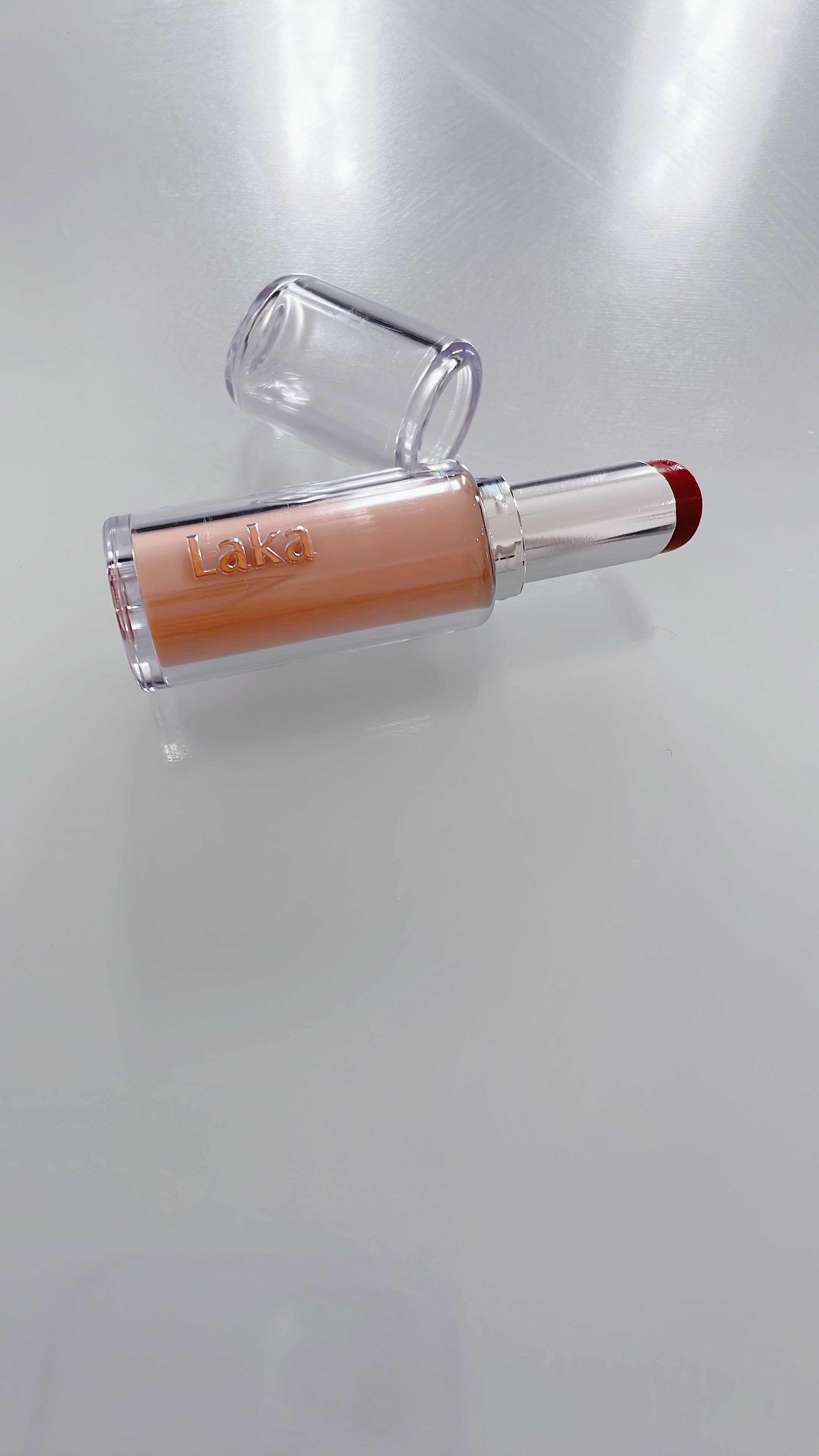 ボンディンググロウリップスティック/Laka/口紅を使ったクチコミ（1枚目）