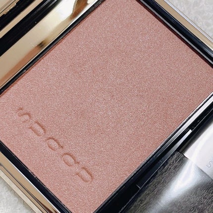 メルティング パウダー ブラッシュ 09 可憐咲 -KARENZAKI/SUQQU/パウダーチークを使ったクチコミ(2枚目)