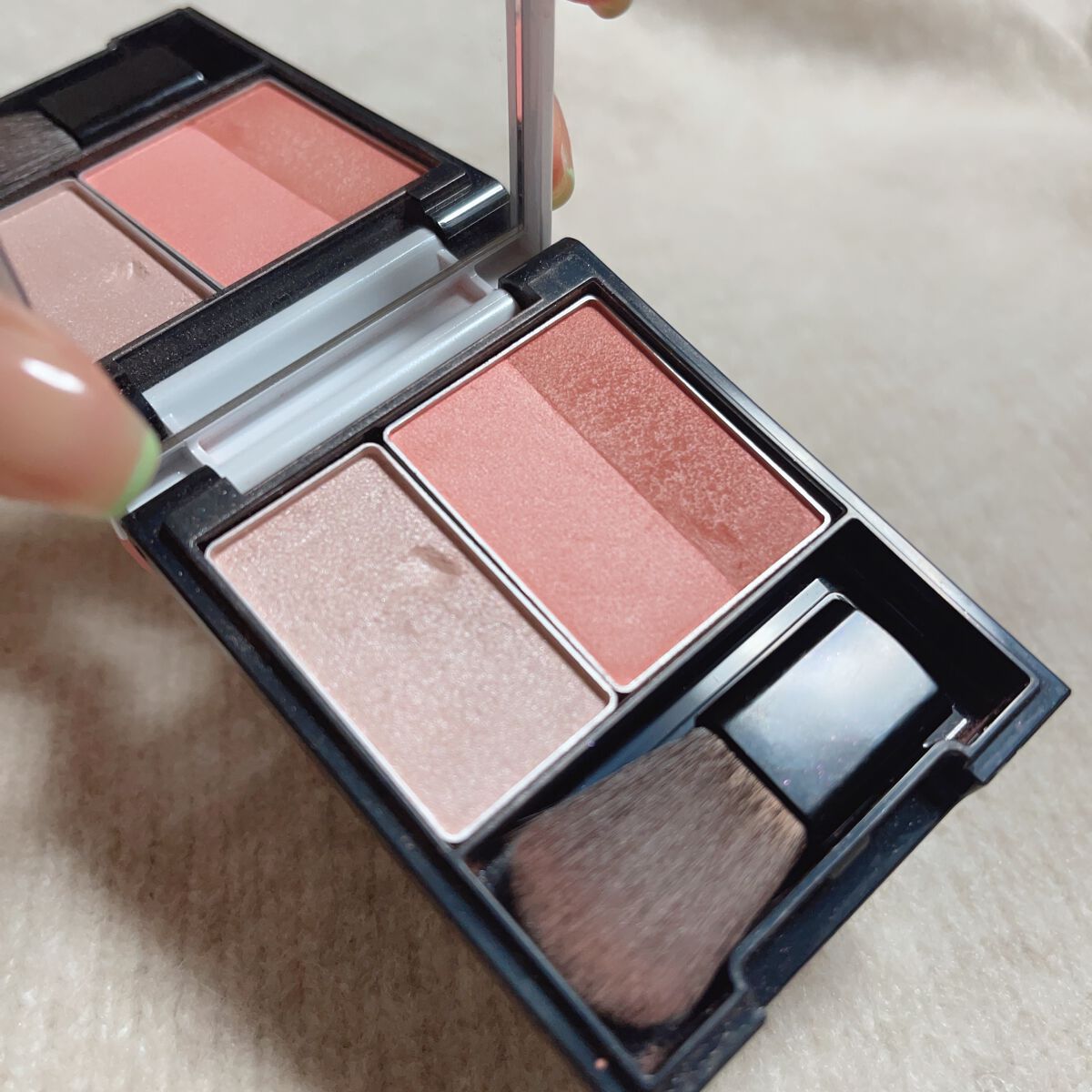 スキンフィットチーク/リサージ/パウダーチークを使ったクチコミ（2枚目）