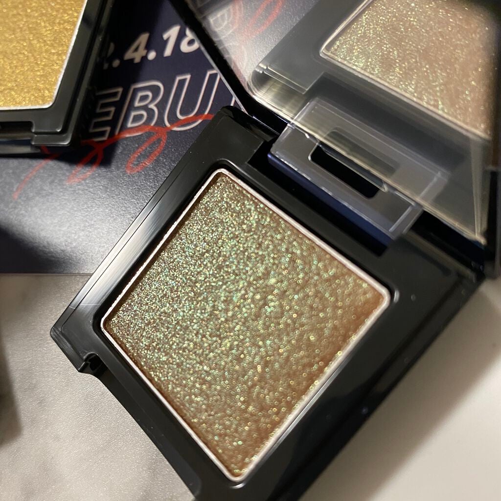 ラズル アイカラー/エレガンス ラズル /単色アイシャドウを使ったクチコミ(5枚目)