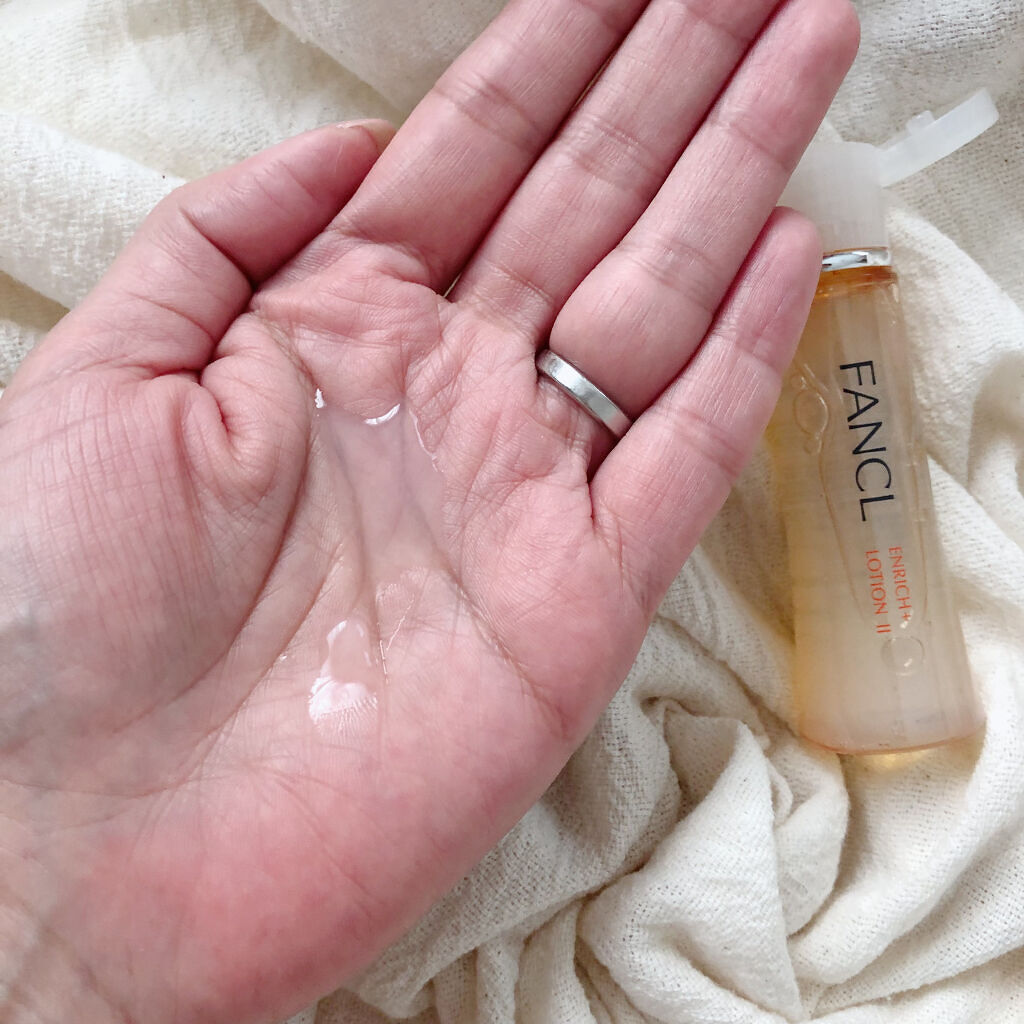 エンリッチプラス 化粧液Ⅱ しっとり ＜医薬部外品＞/ファンケル/化粧水を使ったクチコミ（2枚目）
