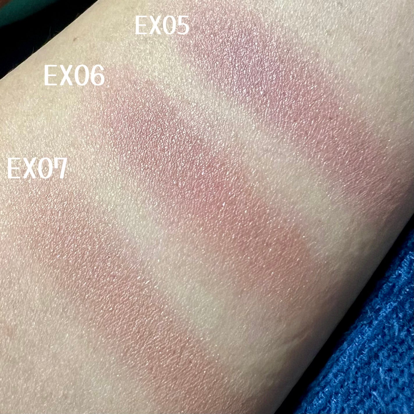 ペタル フロート アイシャドウ/to/one/アイシャドウパレットを使ったクチコミ(3枚目)