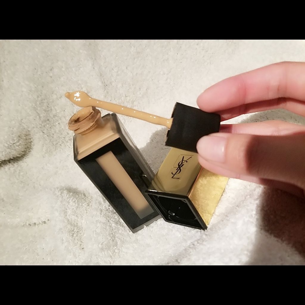 タン アンクル ド ポー/YVES SAINT LAURENT BEAUTE/リキッドファンデーションを使ったクチコミ(2枚目)