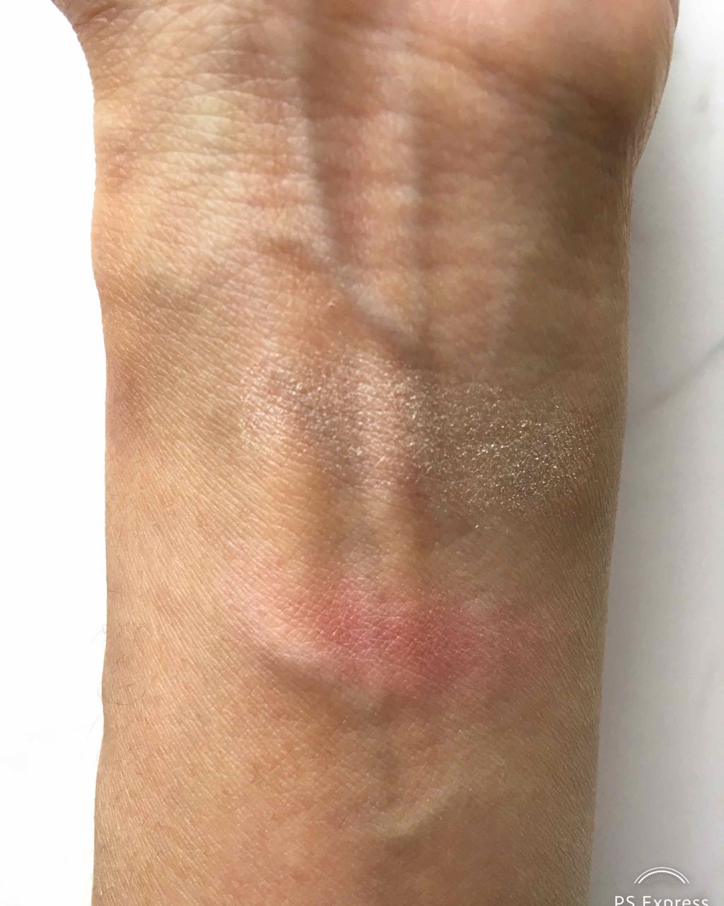 アディクション ザ アイシャドウ 139 Soprano★限定色/ADDICTION/単色アイシャドウを使ったクチコミ（2枚目）