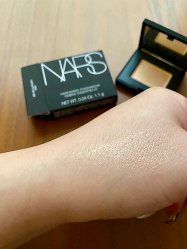 ハードワイヤードアイシャドー 5351/NARS/シングルアイシャドウを使ったクチコミ（3枚目）