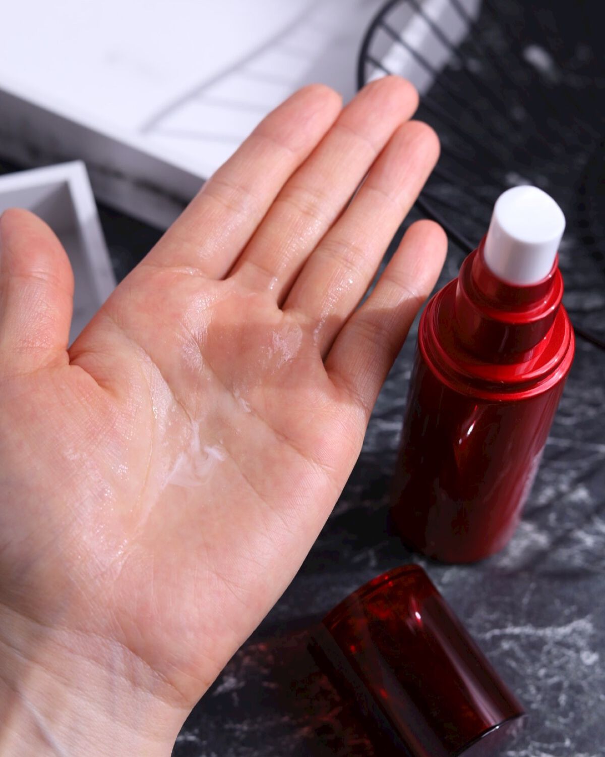 マスクフィット メイクアップフィクサー/TIRTIR(ティルティル)/フィックスミストを使ったクチコミ（3枚目）