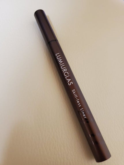 スキルレスライナー/LUMIURGLAS/リキッドアイライナーを使ったクチコミ(2枚目)