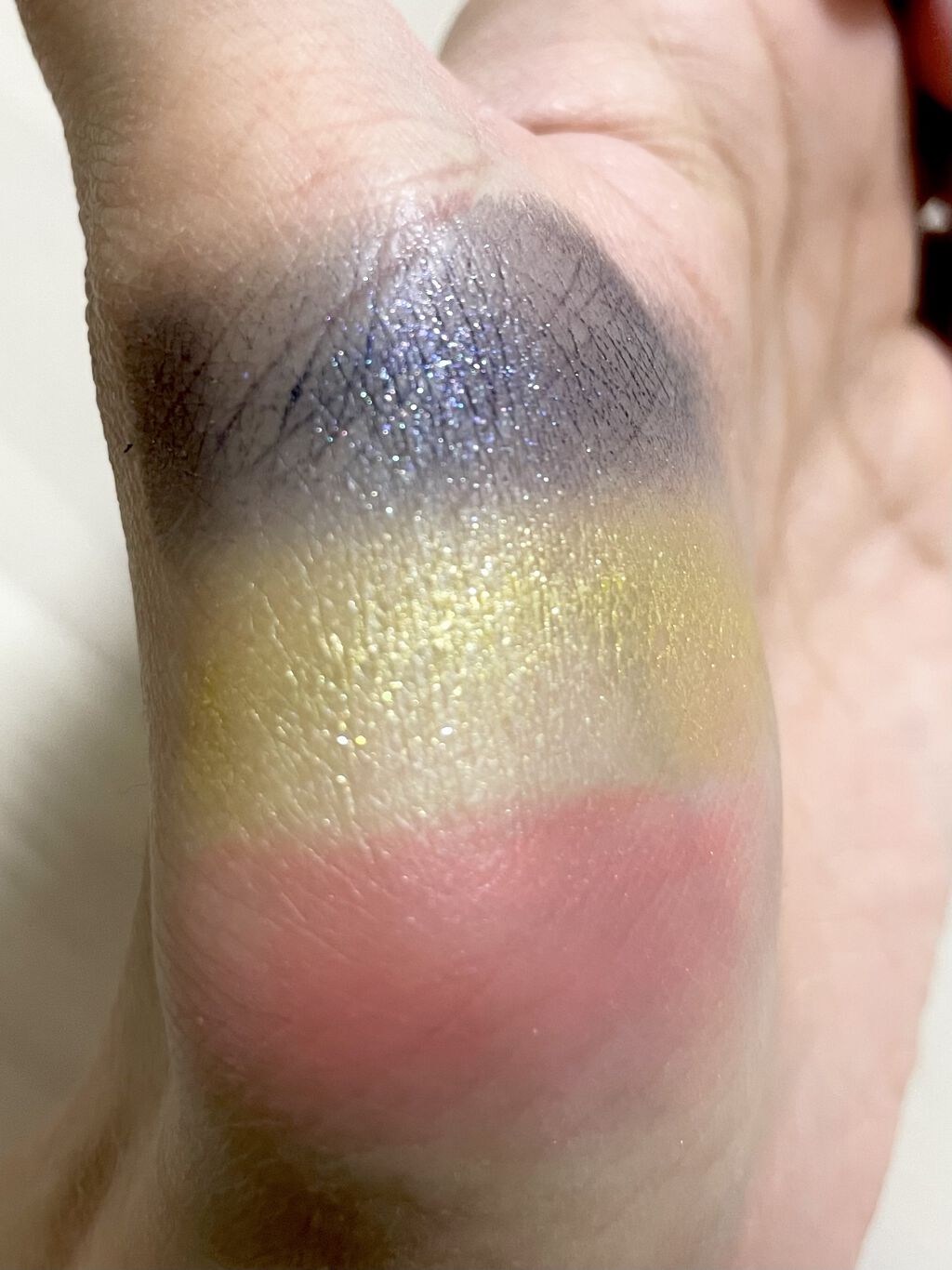 プリズム パウダーアイカラー/リンメル ロンドン/単色アイシャドウを使ったクチコミ（3枚目）