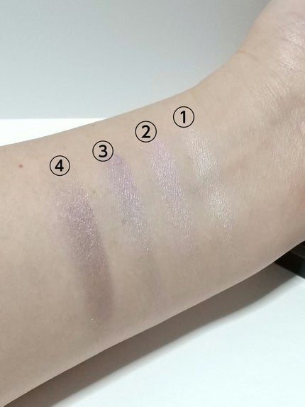 レブロン カラーステイ デイ トゥ ナイト アイシャドウ クアッド/REVLON/アイシャドウパレットを使ったクチコミ(4枚目)