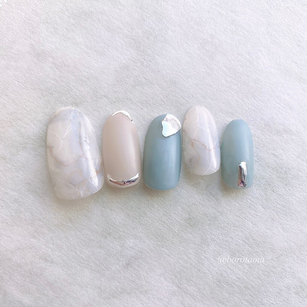 カラフルネイルズ/キャンメイク/マニキュアを使ったクチコミ（2枚目）