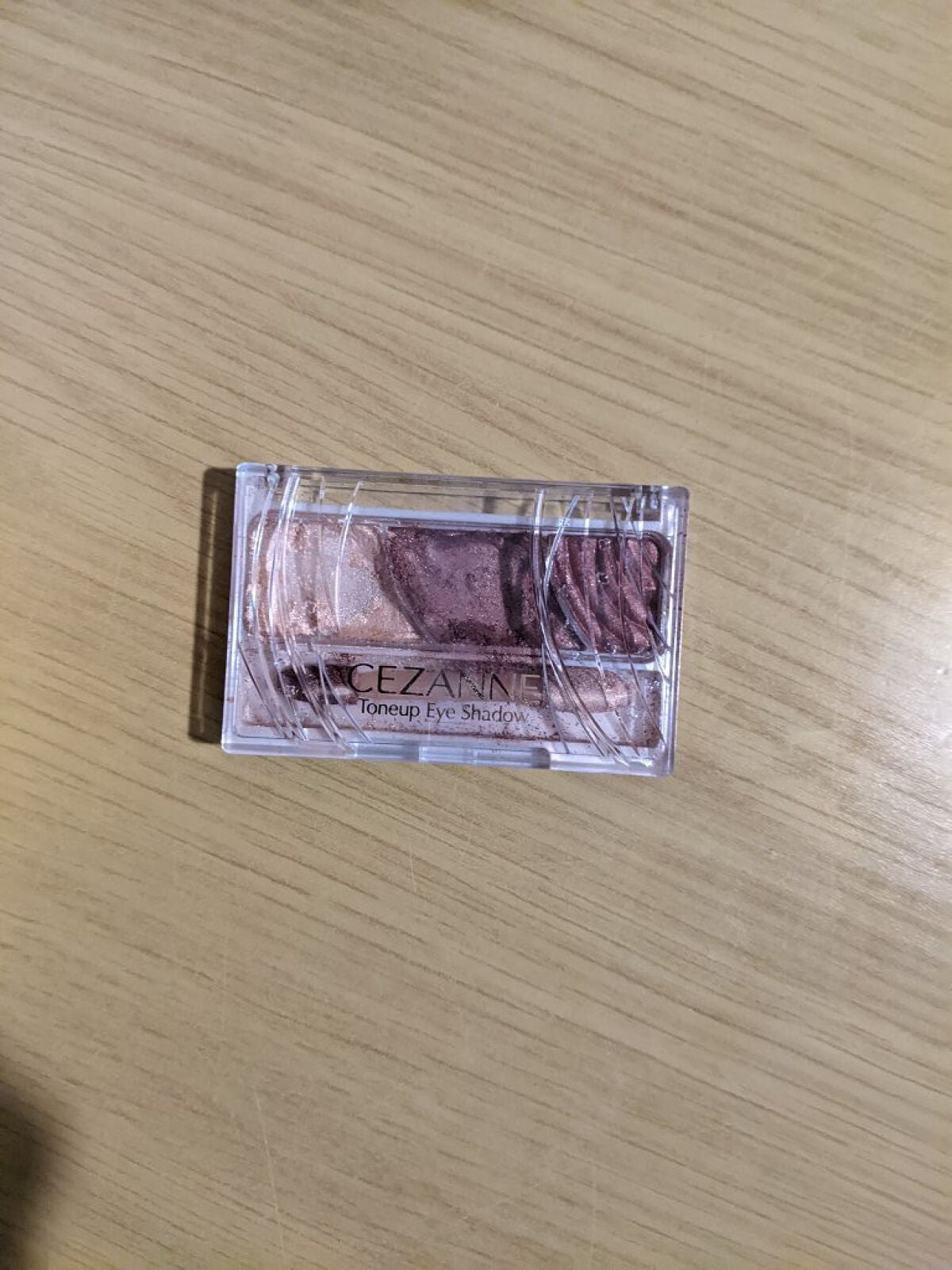 トーンアップアイシャドウ/CEZANNE/アイシャドウパレットを使ったクチコミ(1枚目)