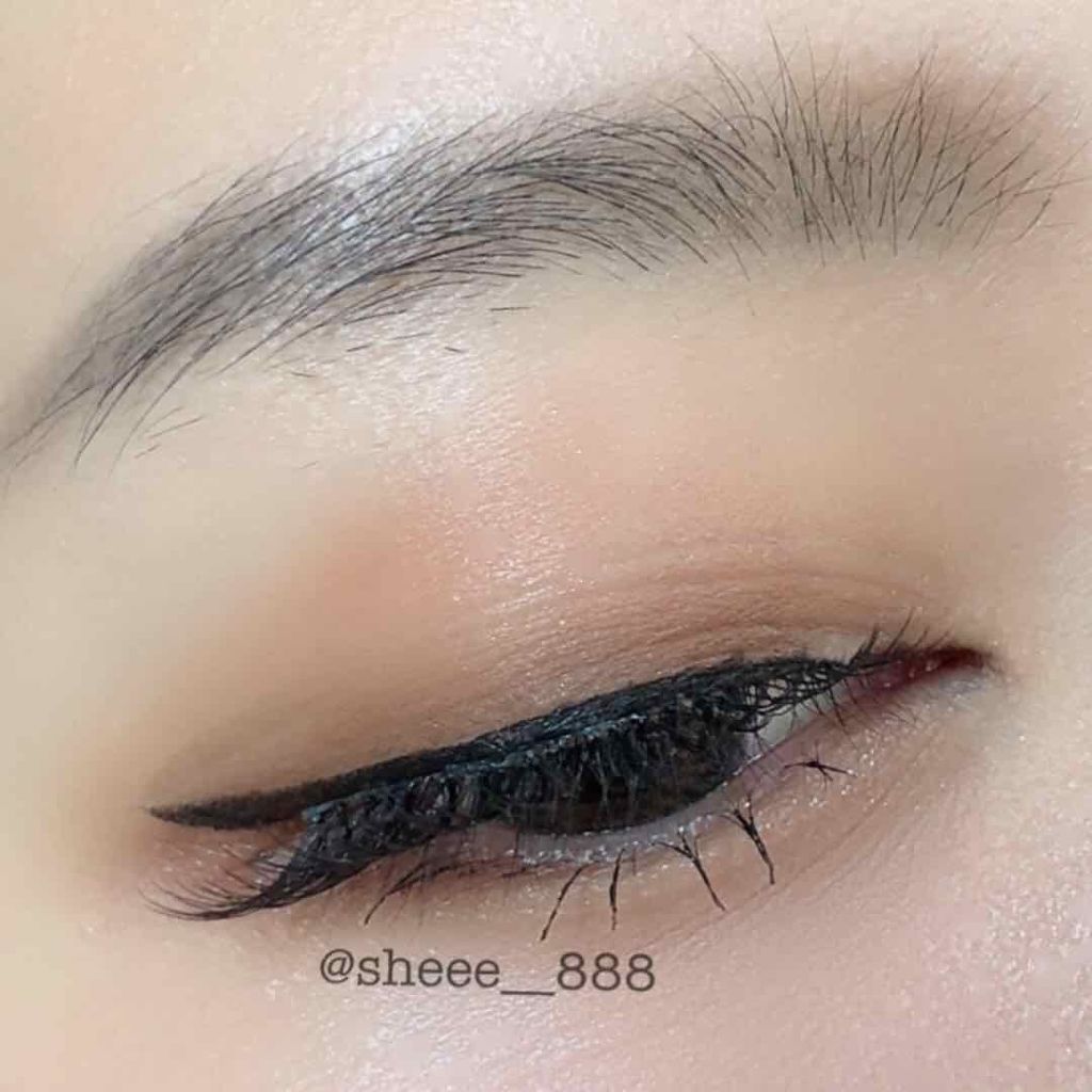 アディクション ザ アイシャドウ/ADDICTION/単色アイシャドウを使ったクチコミ（3枚目）