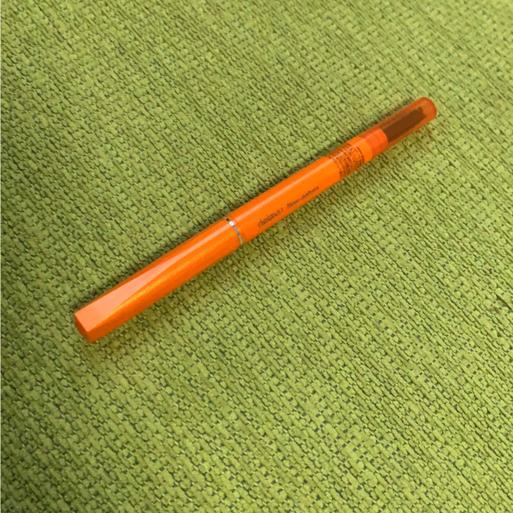 ペンシル型眉パウダー ステイナチュラR/デジャヴュ/アイブロウペンシルを使ったクチコミ（1枚目）