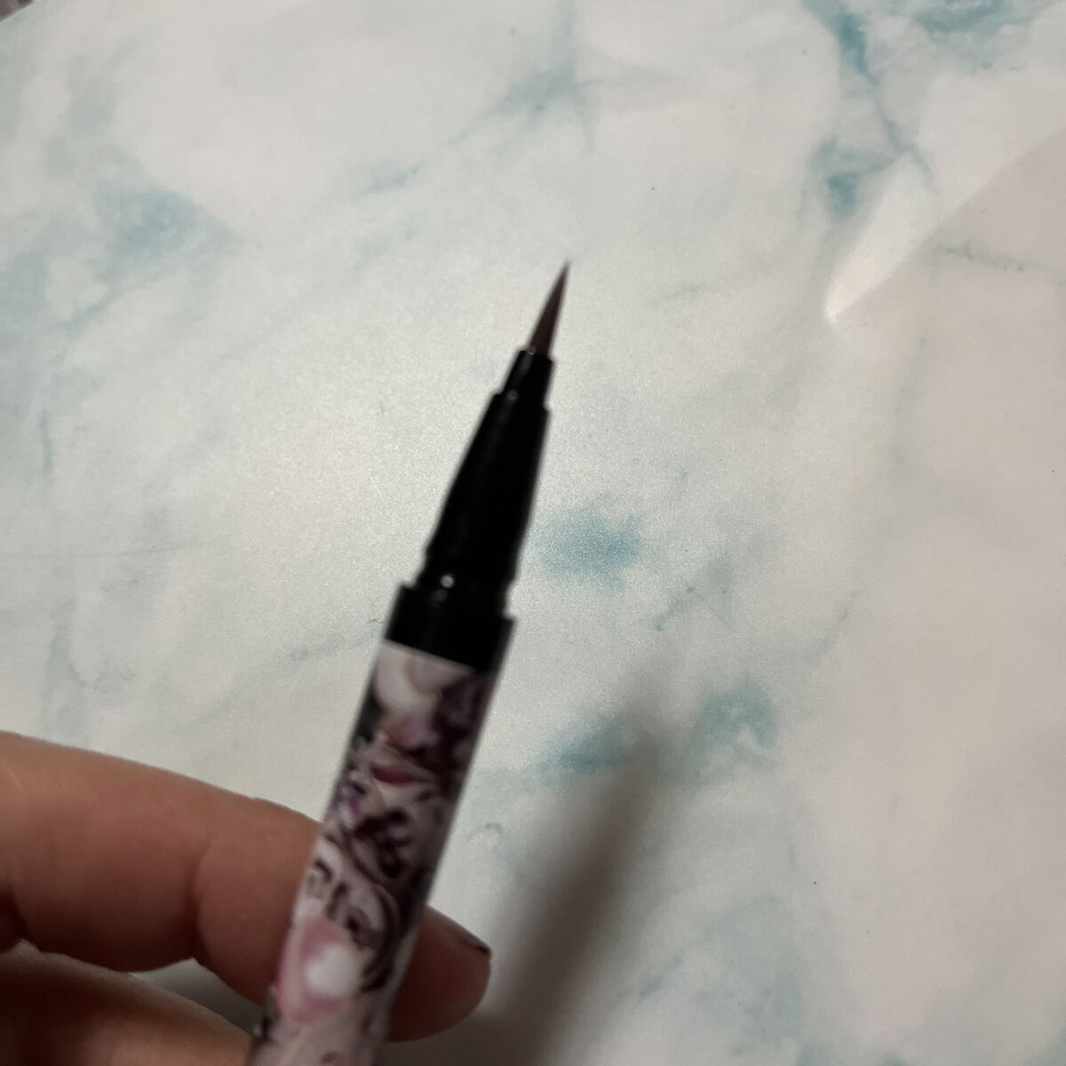 シアーペインティングライナー BR 透け感ブラウン/KATE/リキッドアイライナーを使ったクチコミ（3枚目）