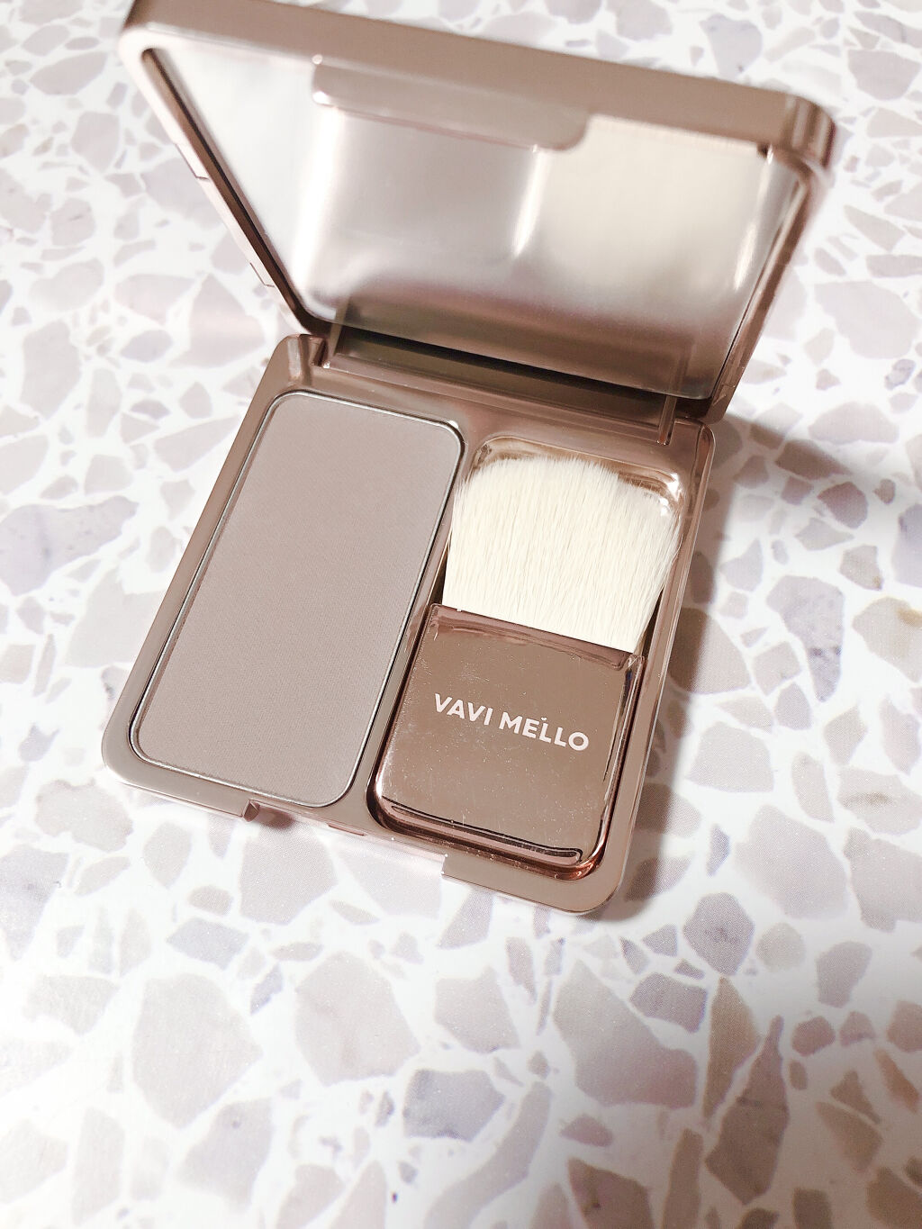 エンチャントグロウブラッシュ/VAVI MELLO/パウダーチークを使ったクチコミ（2枚目）