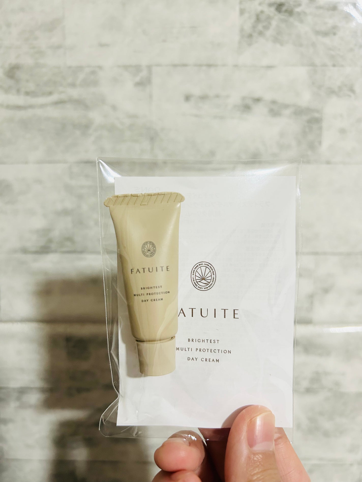 ブライテスト マルチプロテクションデイクリーム/FATUITE/フェイスクリームを使ったクチコミ(3枚目)