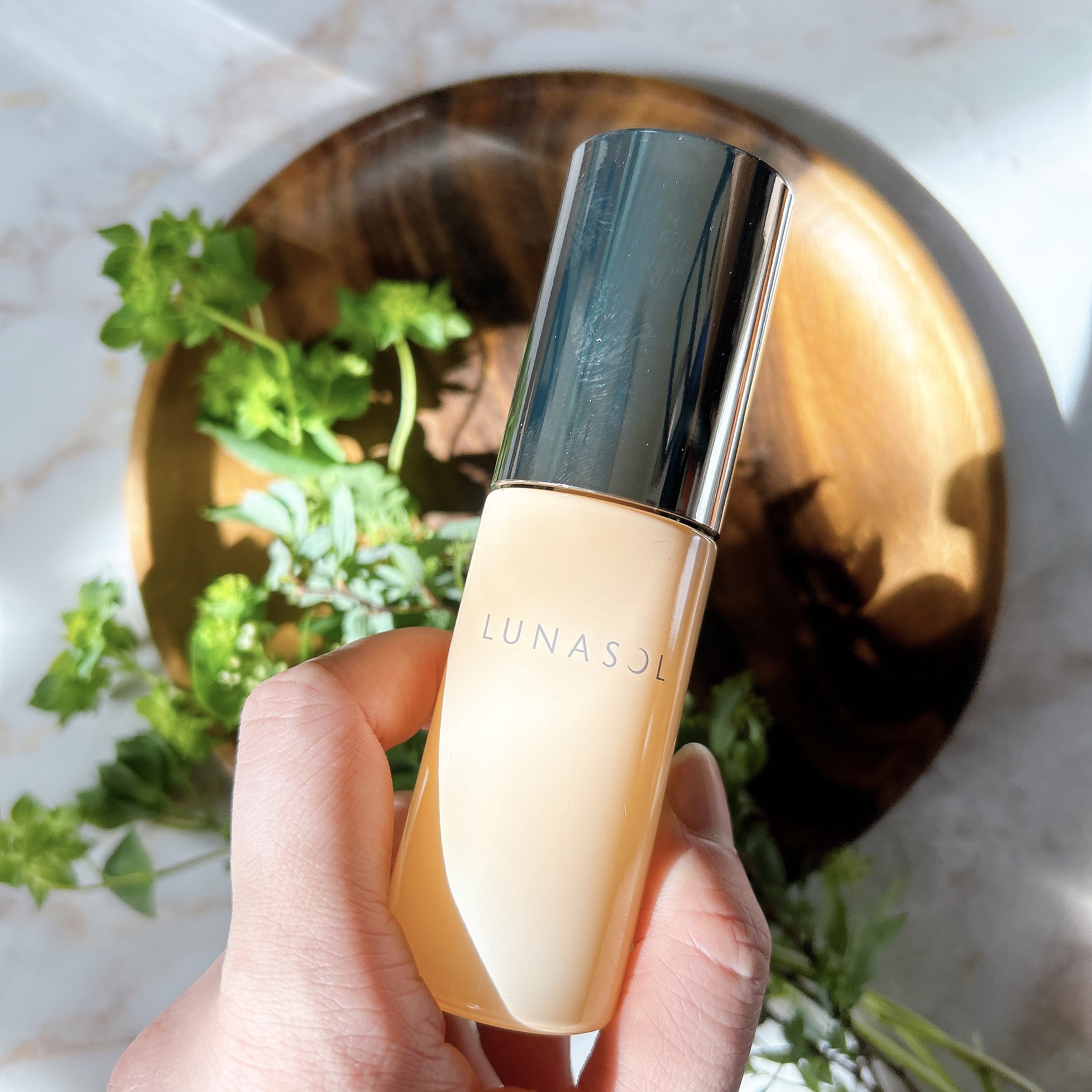 クラリティフロウリクイド/LUNASOL/リキッドファンデーションを使ったクチコミ（2枚目）