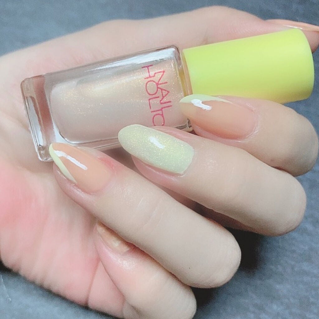 ネイルホリック リミテッドカラー Popping Sugar/ネイルホリック/マニキュアを使ったクチコミ(2枚目)