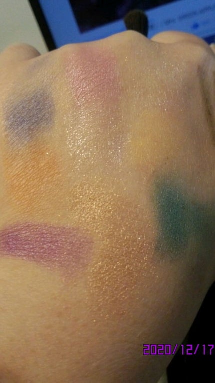 UR GLAM BLOOMING EYE COLOR PALETTE/U R GLAM/アイシャドウパレットを使ったクチコミ(1枚目)