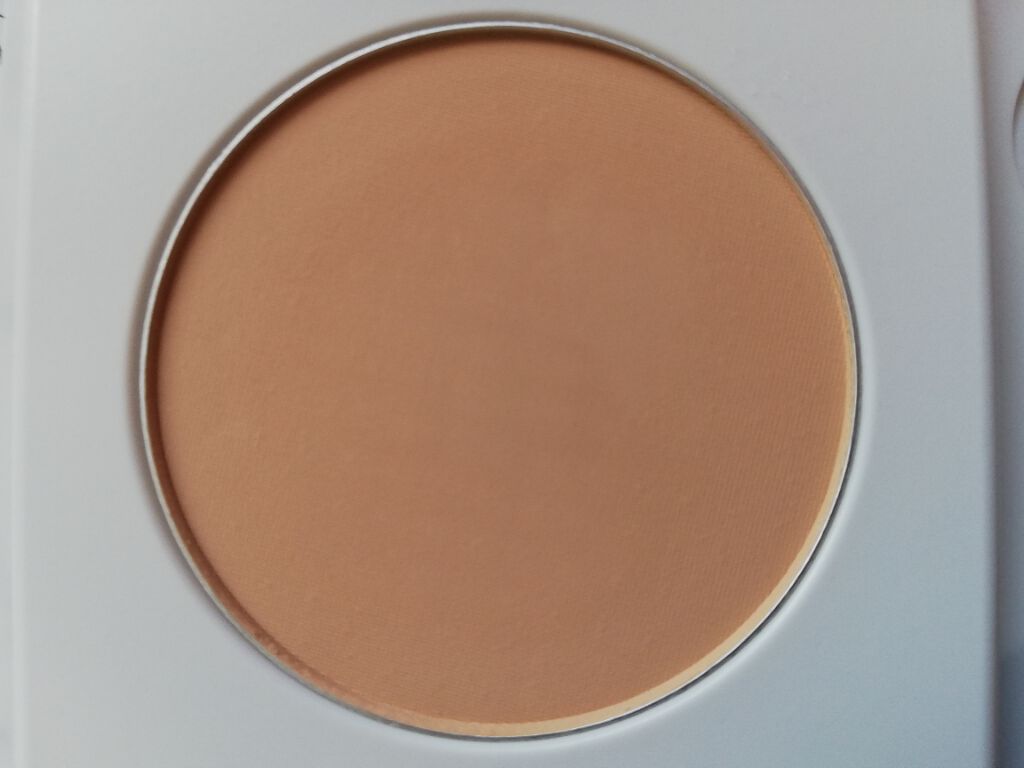 シルキー フィット/COVERMARK/パウダーファンデーションを使ったクチコミ（3枚目）