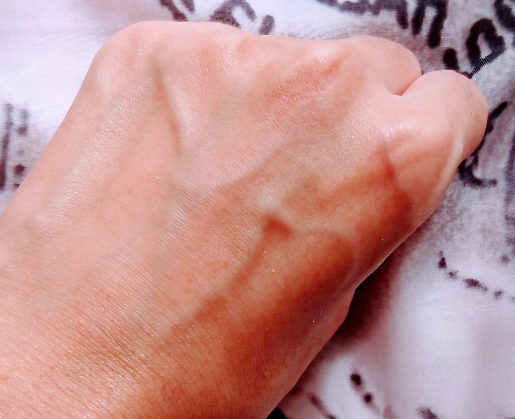 CICA ノーセバム マイルドパウダー/VT/ルースパウダーを使ったクチコミ(3枚目)