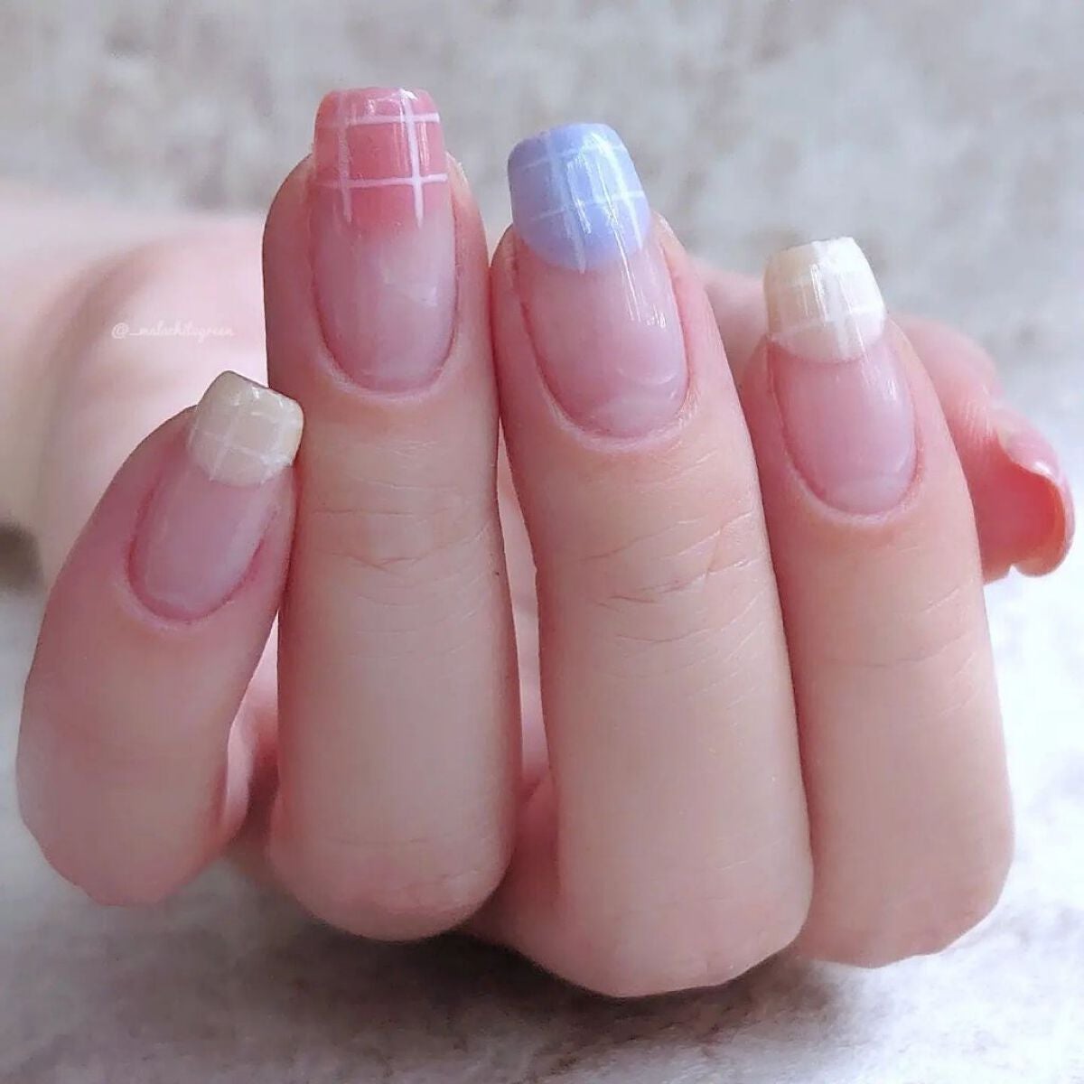 ピールオフジェル/APRE/ジェルネイルを使ったクチコミ(4枚目)