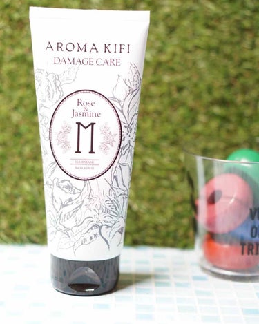 AROMA KIFI AROMA KIFI ダメージケアプレミアムヘアマスクのクチコミ「ダメージケアをしてくれる洗い流すタイプのトリートメントです

テクスチャは少し固めですが、濡れ.....」（1枚目）