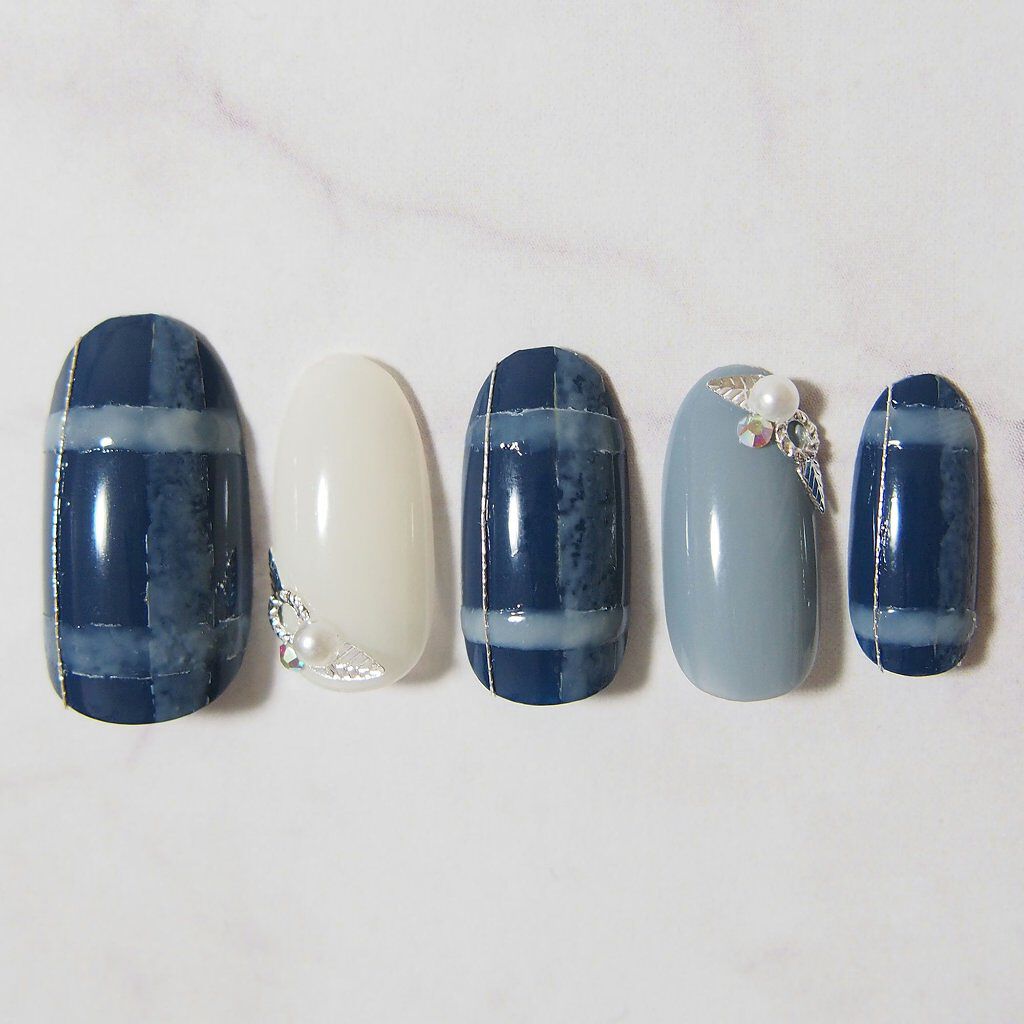 カラフルネイルズ/キャンメイク/マニキュアを使ったクチコミ（2枚目）