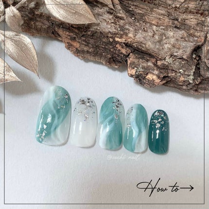 カラフルネイルズ/キャンメイク/マニキュアを使ったクチコミ(4枚目)