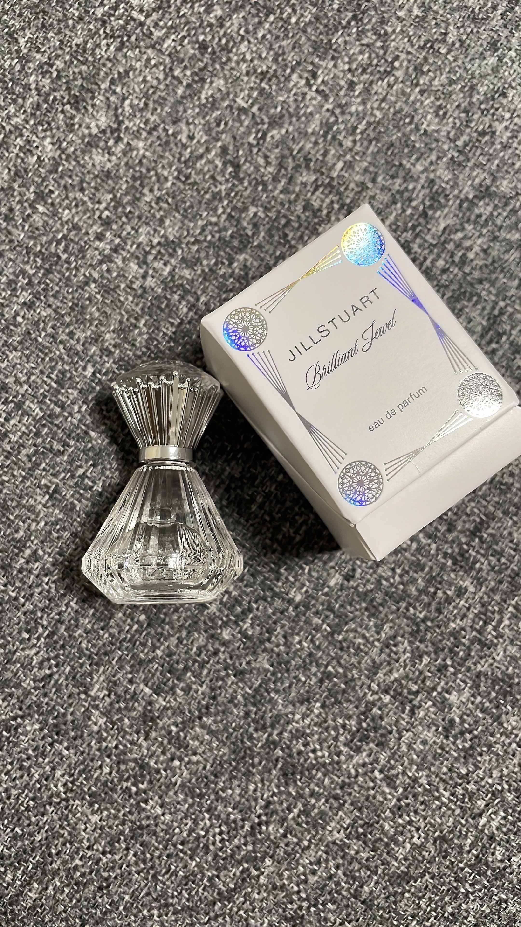 ジルスチュアート ブリリアントジュエル オードパルファン 7.5ml（限定