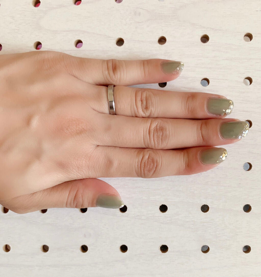 カラフルネイルズ/キャンメイク/マニキュアを使ったクチコミ(5枚目)