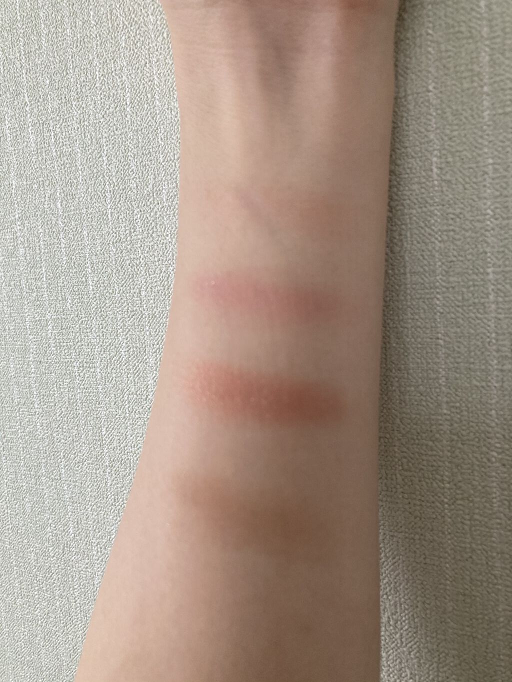 フォーリング イン アイシャドウ パレット 03 フォーリングインピンク/Peach C/アイシャドウパレットを使ったクチコミ（3枚目）