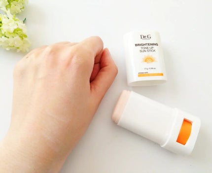 ブライトニングアップサンスティック SPF50+ PA++++/Dr.G/日焼け止めスティックを使ったクチコミ(3枚目)