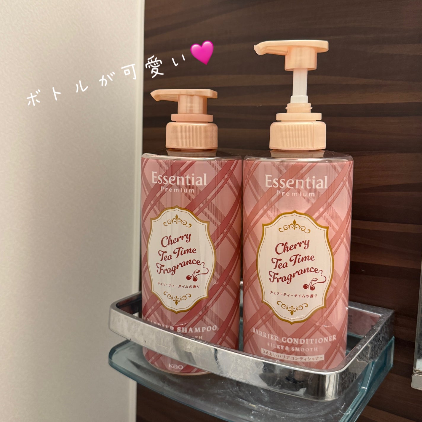 エッセンシャル プレミアム バリアシャンプー・コンディショナー シルキー&スムース チェリーティータイムの香り ペアセット/エッセンシャル/市販シャンプーを使ったクチコミ(2枚目)