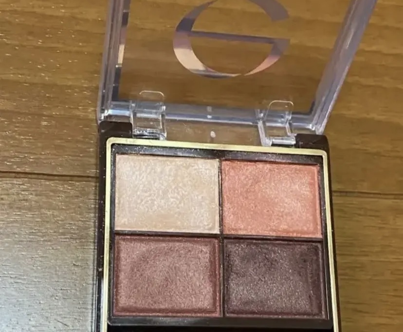 スキニーリッチシャドウ/excel/アイシャドウパレットを使ったクチコミ（2枚目）