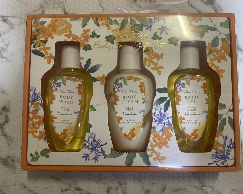 ミスフローラ ボディケアギフトセット オレンジ（ノーブル キンモクセイ）/フランフラン/ボディクリームを使ったクチコミ（1枚目）