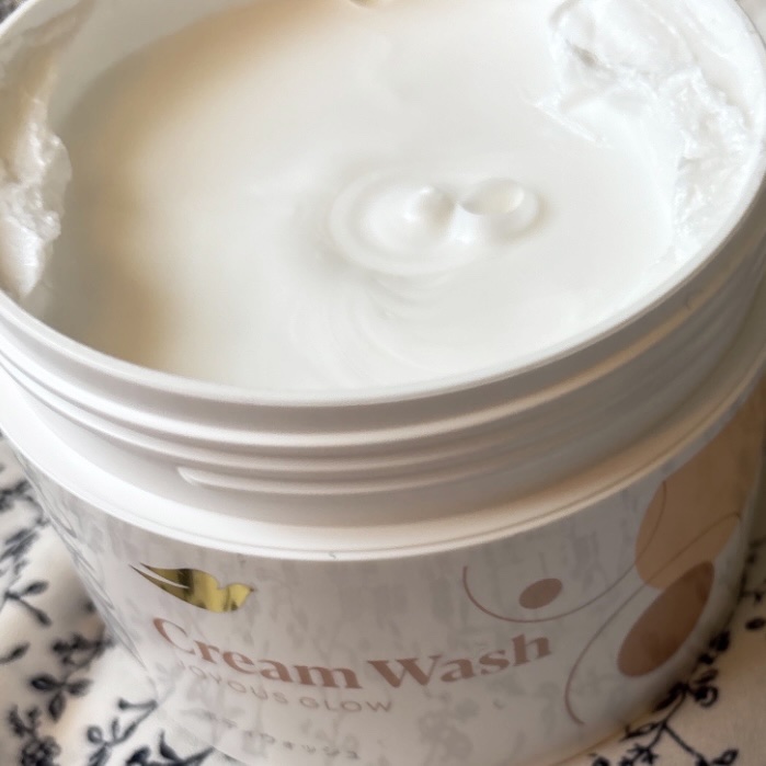 ダヴ クリームボディウォッシュ コンフォートモイスチャー/ダヴ/ボディソープを使ったクチコミ（2枚目）