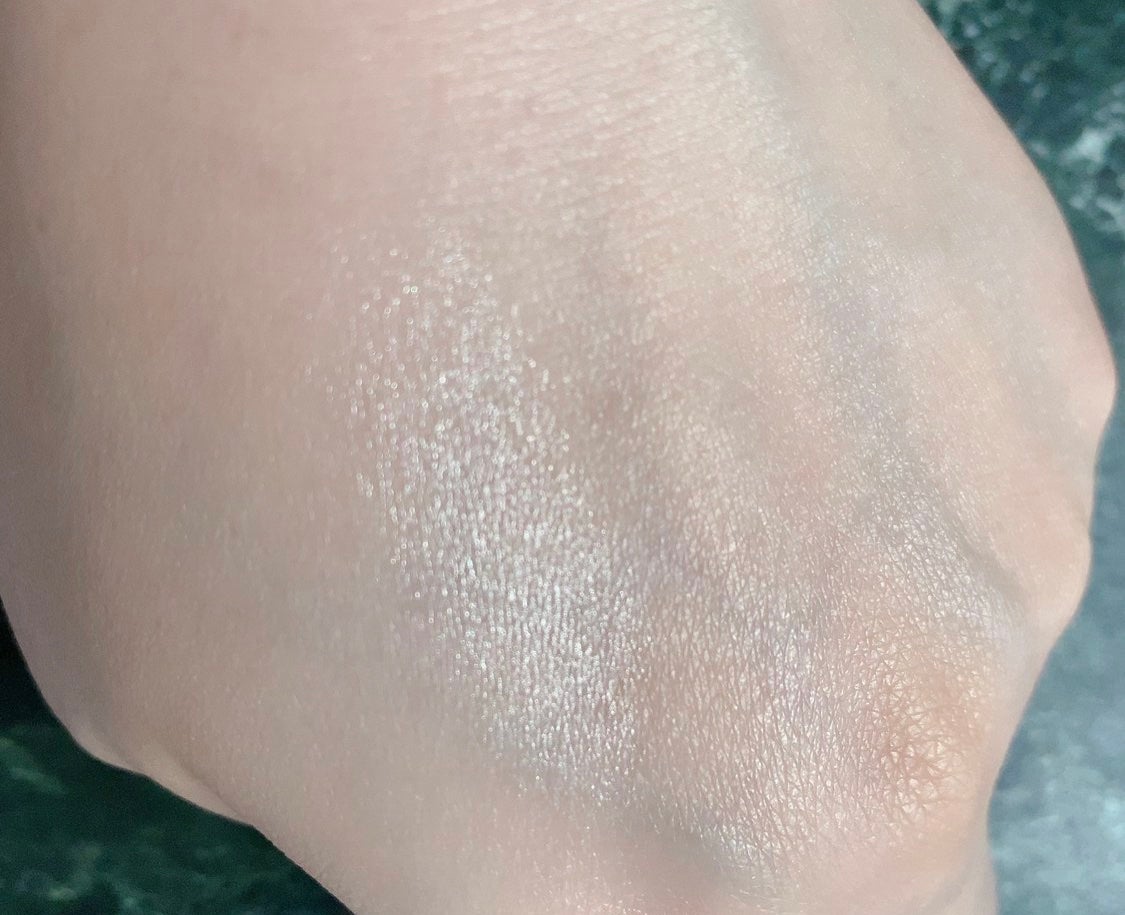 パールグロウハイライト/CEZANNE/パウダーハイライトを使ったクチコミ(3枚目)