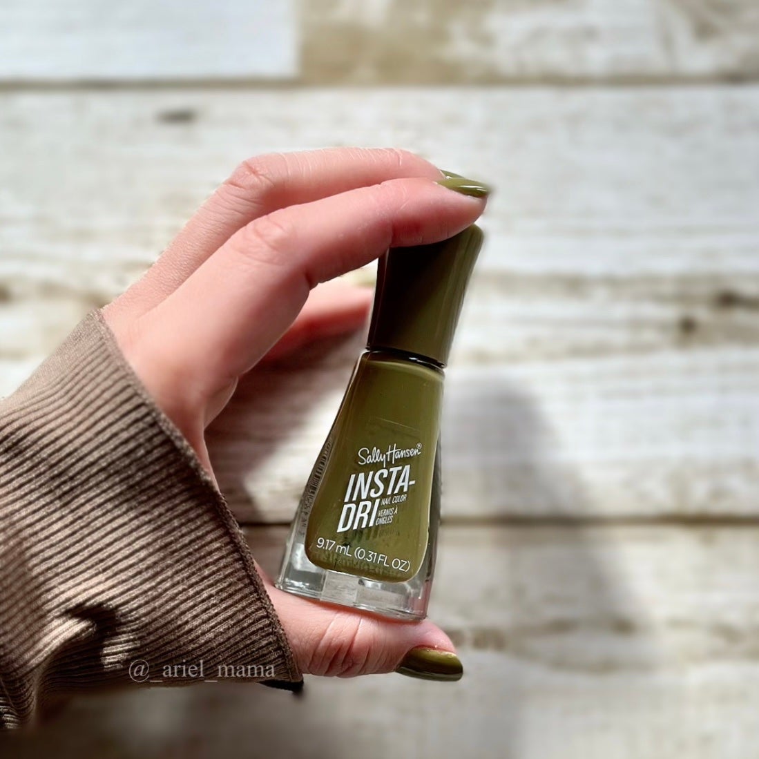 インスタドライ ネイルカラー/サリーハンセン/オールインワンネイルを使ったクチコミ(2枚目)