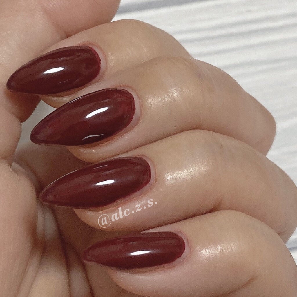 ネイルラッカー/JILL STUART/マニキュアを使ったクチコミ(4枚目)