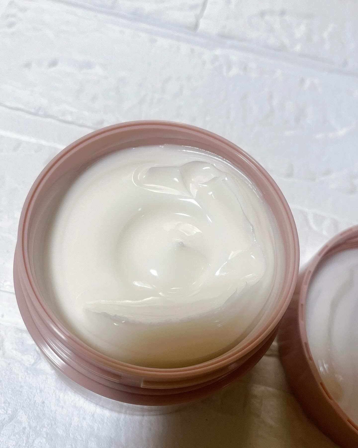 ボディクリーム ビューティーモイスト/アロマブルーム/ボディクリームを使ったクチコミ（3枚目）