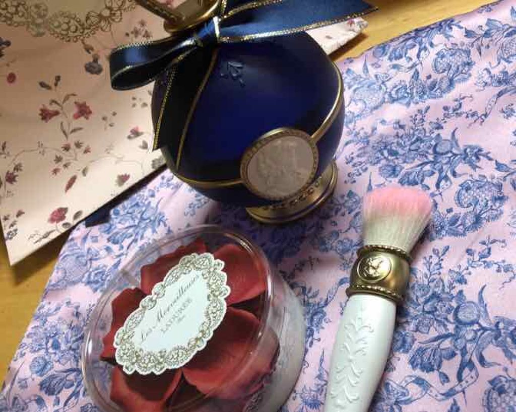 試してみた】チーク ブラッシュ レ・メルヴェイユーズ ラデュレの