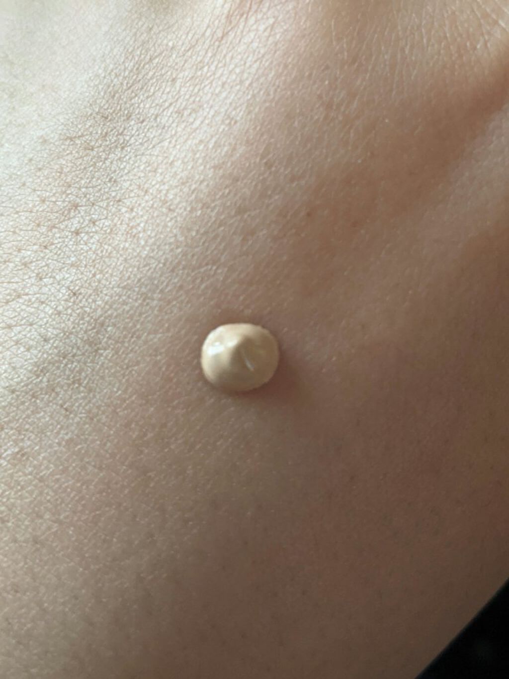 リアルカバーリキッド（ライトグロウ）/KATE/リキッドファンデーションを使ったクチコミ（2枚目）