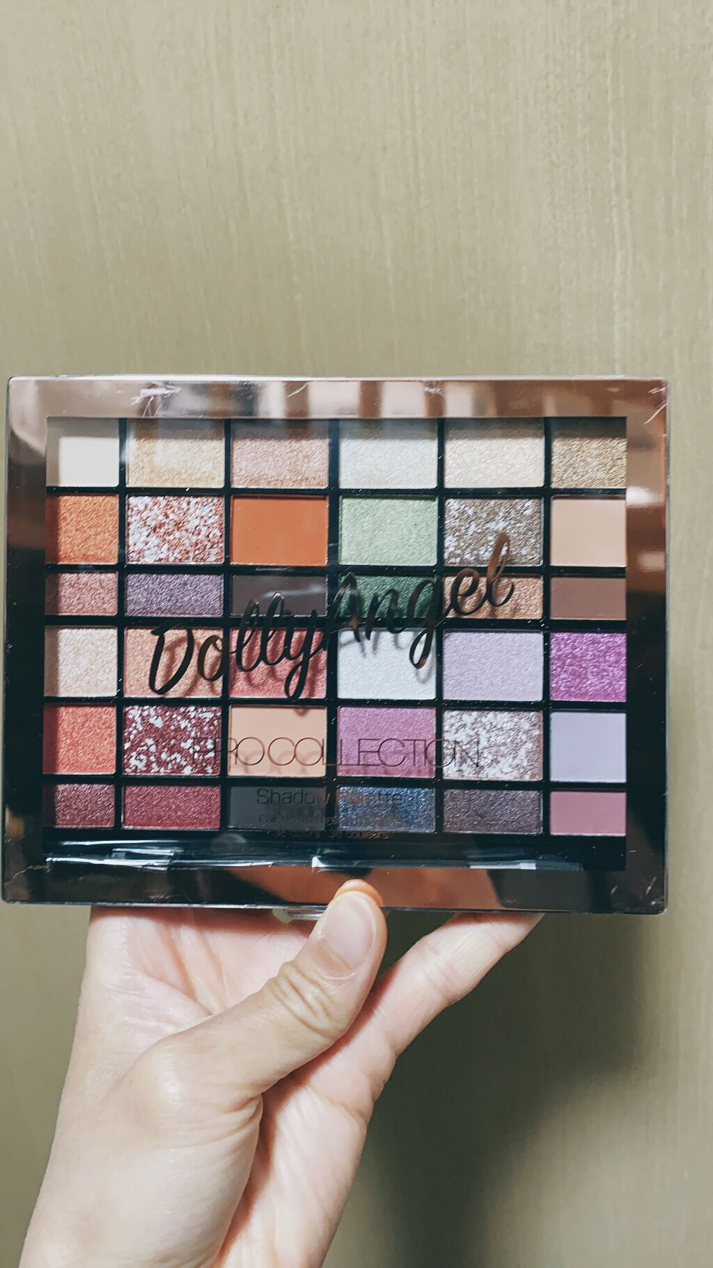 プロコレクション36カラー/Dolly Angel/アイシャドウパレットを使ったクチコミ(1枚目)