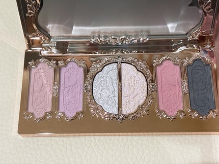 胡蝶雲肩6色アイシャドウパレット/FlowerKnows/アイシャドウパレットを使ったクチコミ(1枚目)