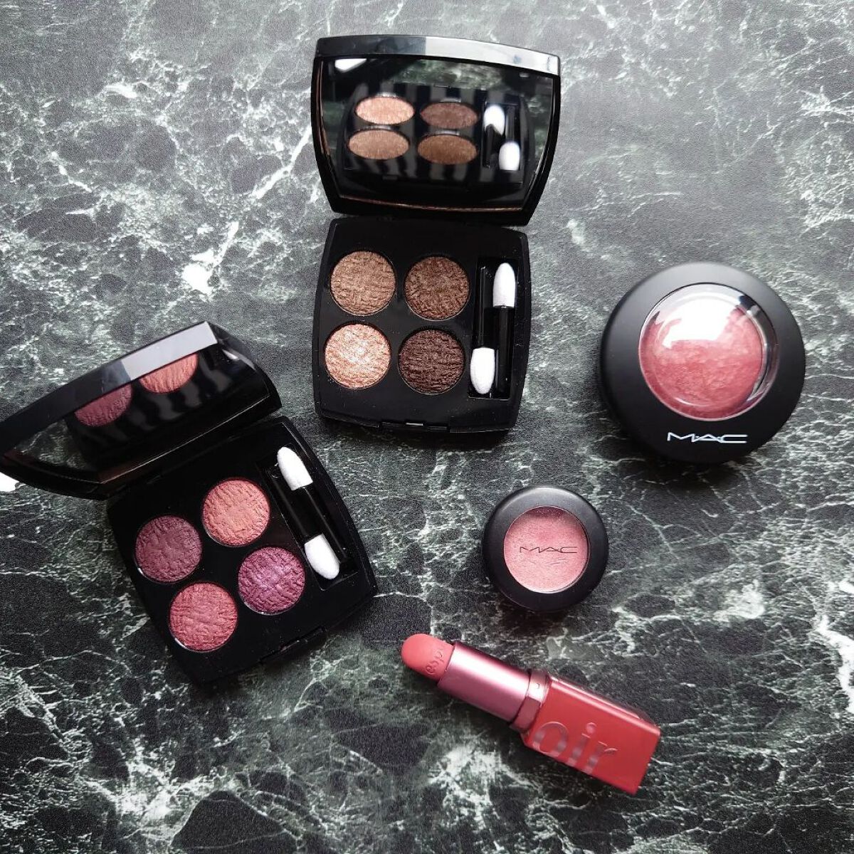 スモール アイシャドウ イン リビング ピンク/M・A・C/単色アイシャドウを使ったクチコミ（3枚目）