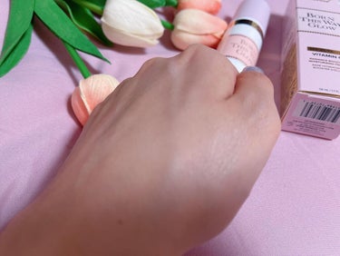 ボーン ディス ウェイ グロウ モイスチュアライジング メイクアップ プライマー/Too Faced/化粧下地を使ったクチコミ（3枚目）