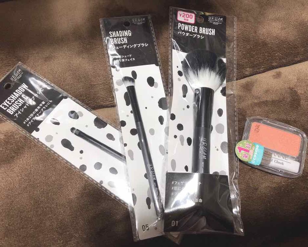UR GLAM　SHADING BRUSH/U R GLAM/メイクブラシを使ったクチコミ（1枚目）