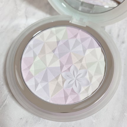 AQ オーラ リフレクター/DECORTÉ/プレストパウダーを使ったクチコミ(3枚目)